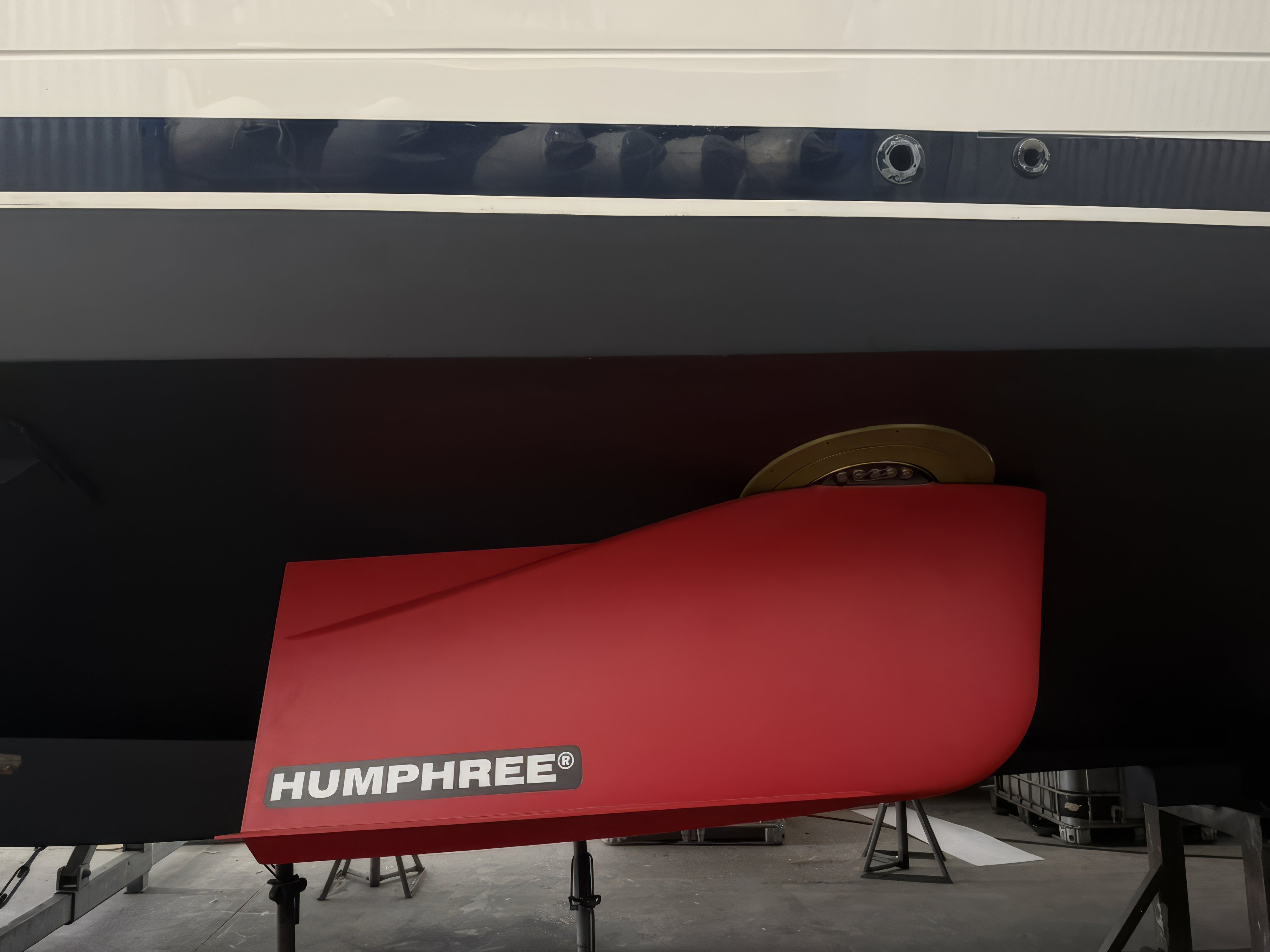 Humphree electirc Fins and Humphree Lightning Interceptors fitted to a Grand Banks 47 Heritage